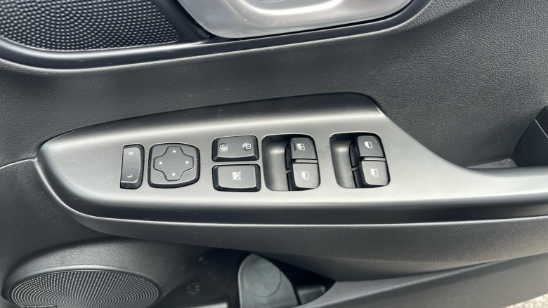 Hyundai KONA 100kW SE Connect 39kWh 5dr Auto Electric Hatchback